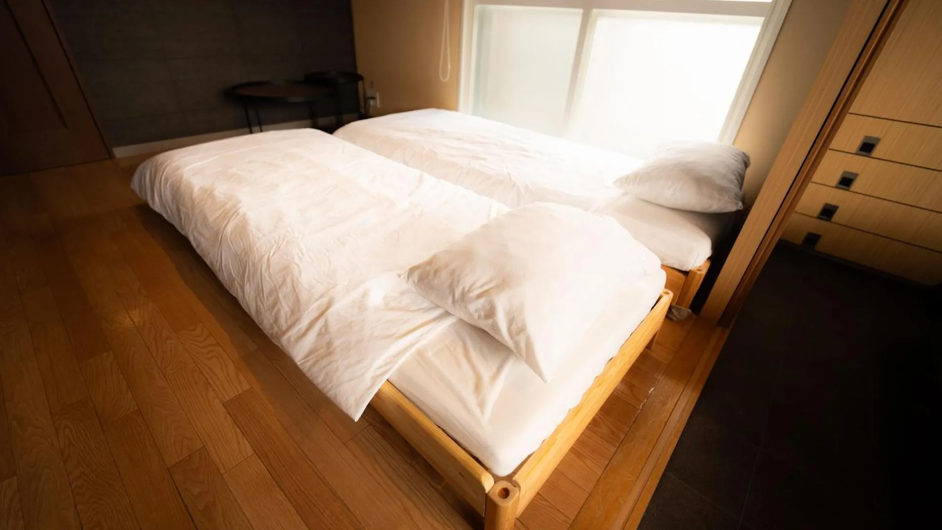 Biosvilla522-Sapporo Susukino Night- 1Room W-Beds2&S-Beds2 6Persons Japan
